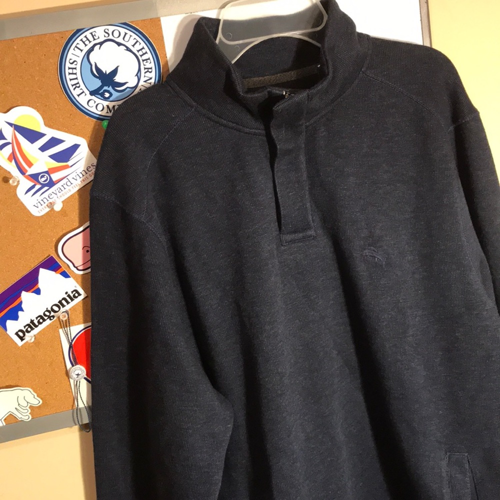 Men’s authentic never worn Tommy Bahama pull over